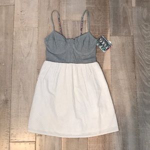 BRAND NEW Roxy dress